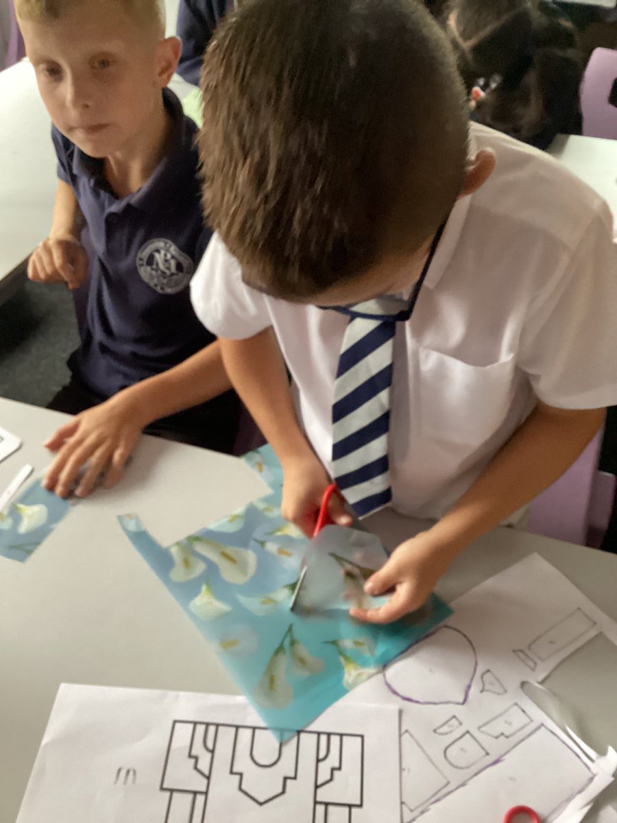 Year4@MonksdownSchool (@year4monksdown) on Twitter photo #class43 had a crazy crafting afternoon for European Day of Languages. We looked at Turkey and the beautiful mosques. Then we made our own mosques from patterned paper. They look absolutely amazing 🕌 🇹🇷 <a href="/MissSpalvieri92/">Miss Spalvieri</a> <a href="/MonksdownRE/">MonksdownRE</a> <a href="/MonksdownMakes/">MonksdownMakes</a> #class43 had a crazy crafting afternoon for European Day of Languages. We looked at Turkey and the beautiful mosques. Then we made our own mosques from patterned paper. They look absolutely amazing 🕌 🇹🇷 <a href="/MissSpalvieri92/">Miss Spalvieri</a> <a href="/MonksdownRE/">MonksdownRE</a> <a href="/MonksdownMakes/">MonksdownMakes</a>