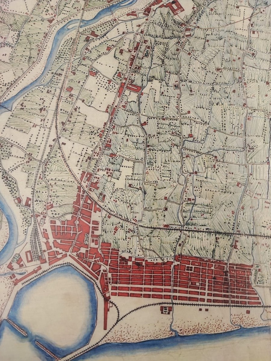 URBATIC's tweet photo. Estamos montando la Expo: Valencia: ciudad y huerta. Cartografía de la construcción de un territorio dentro del #Congreso #isufh #Valencia 2024. Con el apoyo de @UPV @etsaUPV @culturaupv @GVABValenciana @viviendagob @consellhorta #BVD https://t.co/92dvZAXGUw