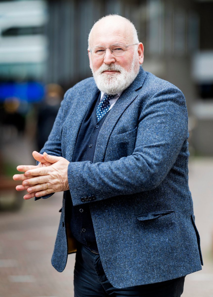 KAFKA_Dev's tweet photo. Timmermans als voor een feitelijke constatering de term OMVOLKING wordt gebruikt: NAZI! LEVENSGEVAARLIJK! Timmermans na steekpartijen, aanrandingen &amp; inbraken door asielzoekers: STIL....

Doe een ❤️ &amp; RT als je ook zo WALGT van Timmermans! https://t.co/hJvMtlL24L