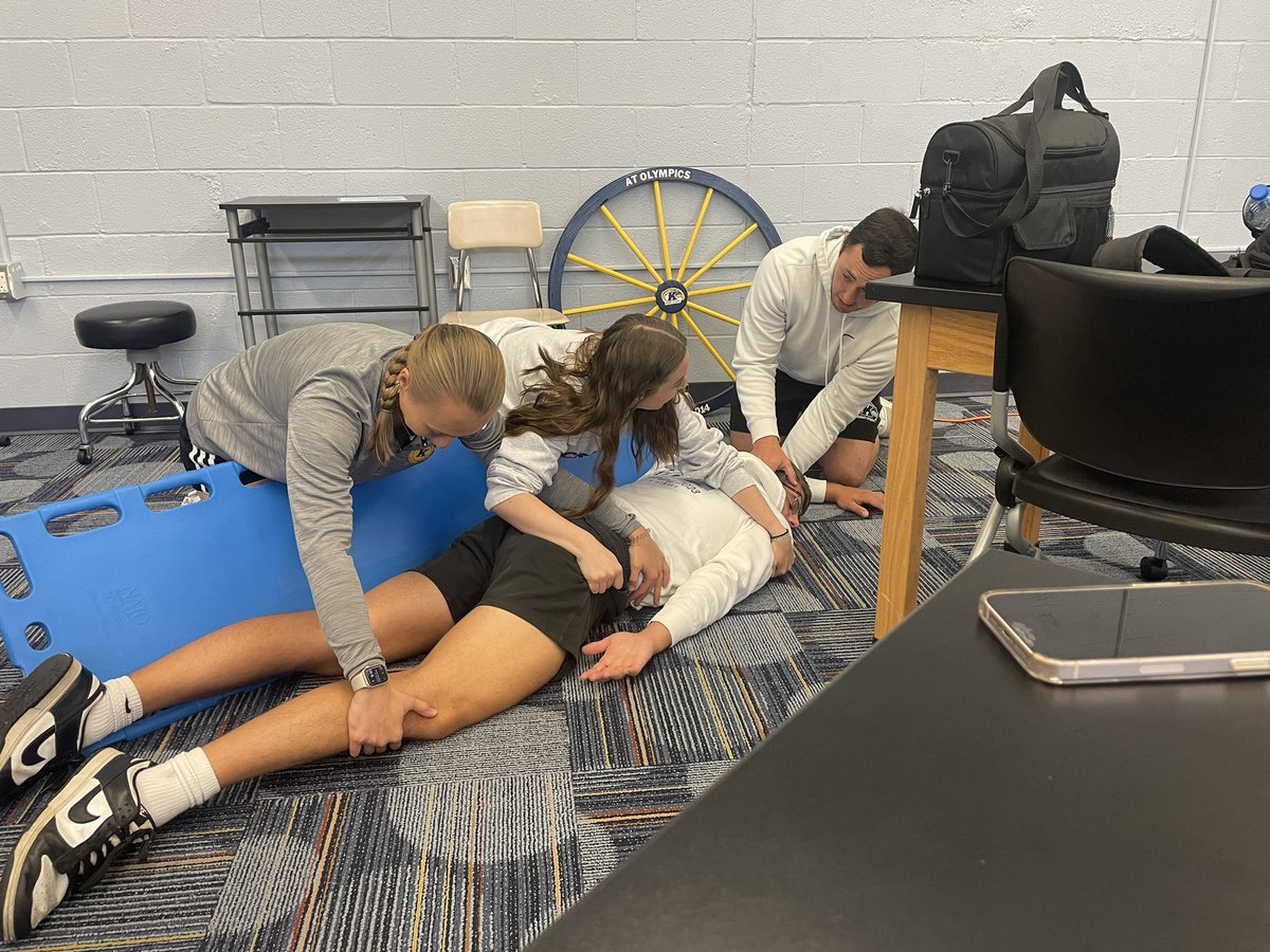 DrHustonAT's tweet photo. Created and tried an escape room over triage and emergency skills with our Masters level 1 students. I was a little worried that they would think it was silly, but they all liked it and they were all rock stars! https://t.co/jpcdYtd163