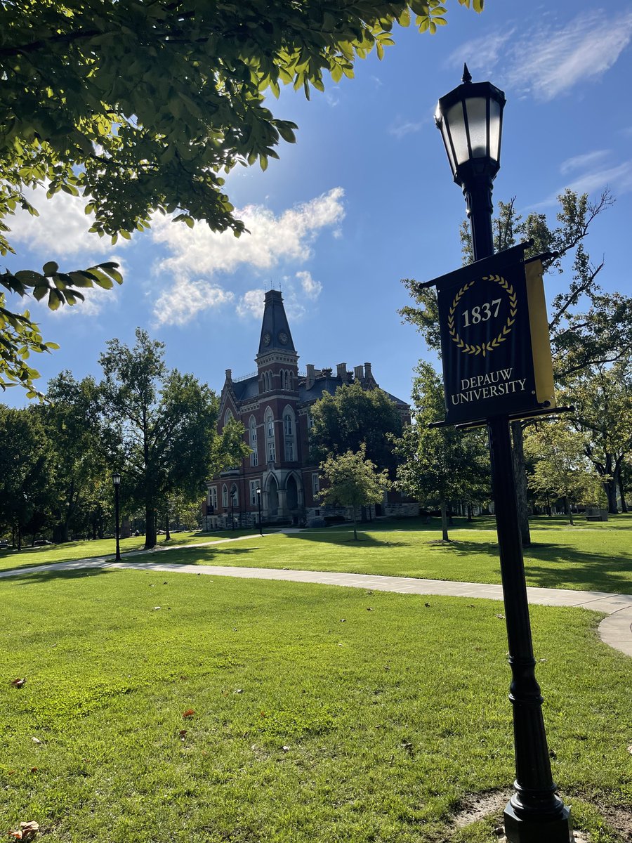 tonymacaulay's tweet photo. For 10 years I’ve met students from @DePauwU visiting Northern Ireland with @CoachBFen on international service with @peaceplayersni @GPH73  I’m excited to be here speaking to classes and tonight giving a book reading in the University Arts Centre  #paperboy #depauw #ppni https://t.co/QEkKkfjNe7