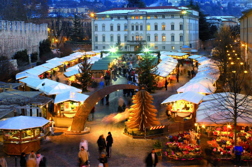 Mercatini di Natale del Trentino:
Trento, Levico Terme, Rovereto, Siror, Rango, Moena
tuttomercatinidinatale.it/mercatini-nata…
#natale2024 #mercatinidinatale #trentino #dolomiti