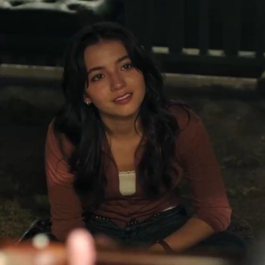 mercedfiles's tweet photo. isabela merced as dina in “the last of us” season 2. https://t.co/5tgJQfUetD