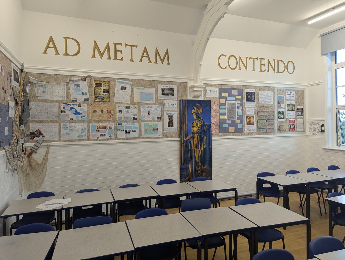 WKGS Latin Department tweet media