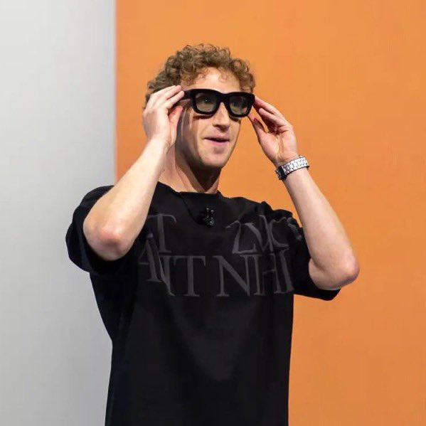 ModerateKit acquired by Gainsight tweet media