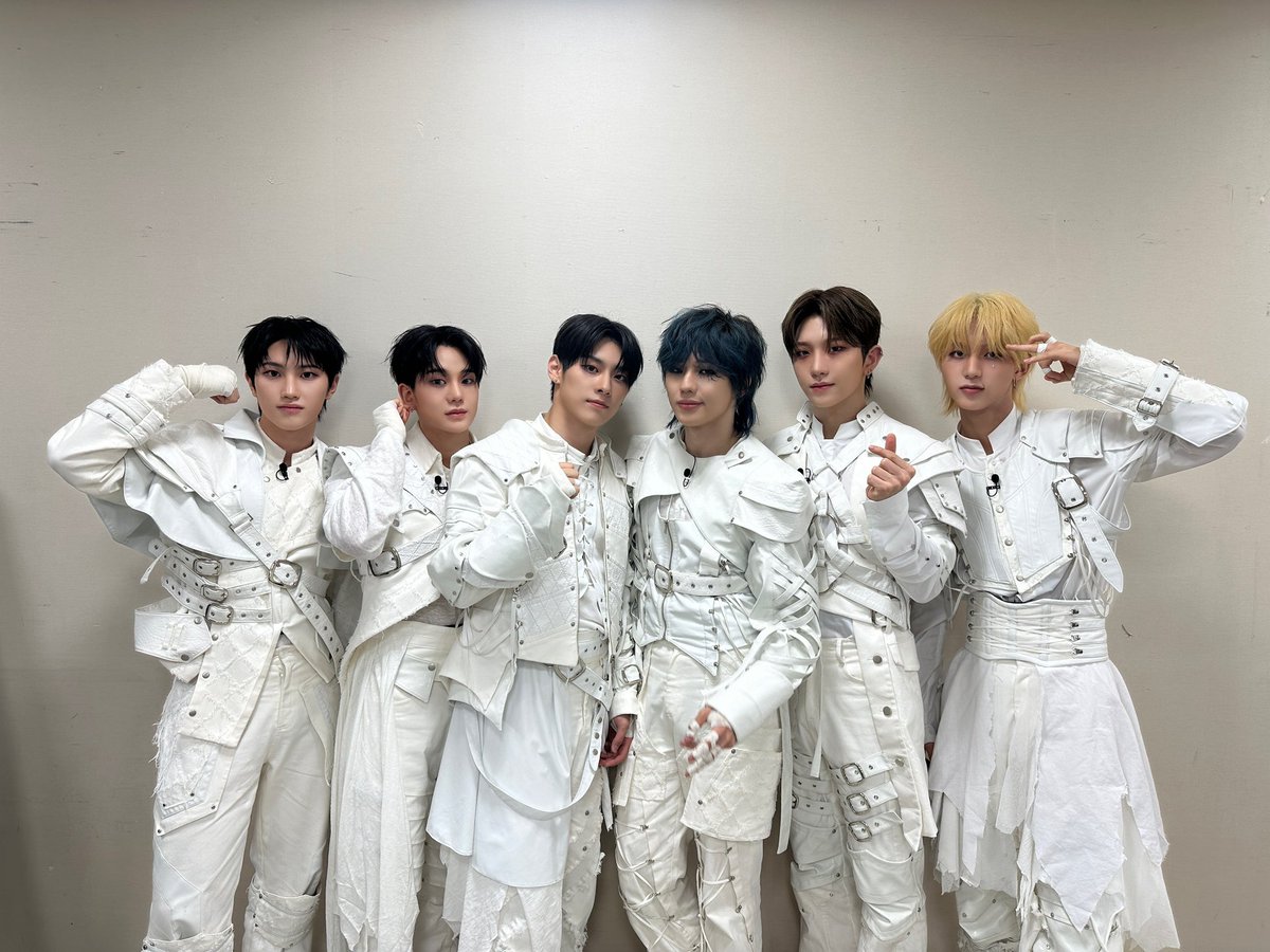 TNX_Official's tweet photo. [#TT]
TNX Today | 240926
🎞 <로드 투 킹덤 : ACE OF ACE> 2회

#THENEWSIX #TNX #더뉴식스
#PNATION #피네이션
#ROADTOKINGDOM #로드투킹덤 #ROADTOKINGDOM_A #로드투킹덤_A https://t.co/jQyMWBeDPX