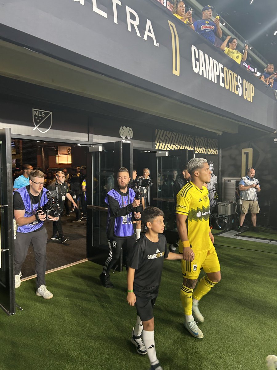 olimpiausa's tweet photo. A night to remember https://t.co/sohpzCNASD