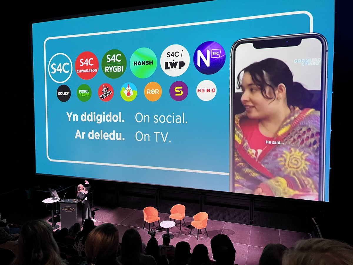 Diolch <a href="/elanial/">Elan Iâl</a> ac <a href="/alunj92/">Alun J</a> <a href="/Libera_Agency/">Libera</a> am ddiwrnod llawn  o drafod cyfryngau cymdeithasol - llwyth o siaradwyr gwadd difyr yn rhannu cyfrinachau.

Pa mor hir fyddwn ni’n aros ar X yw’r cwestiwn? 

#SMCCymru24