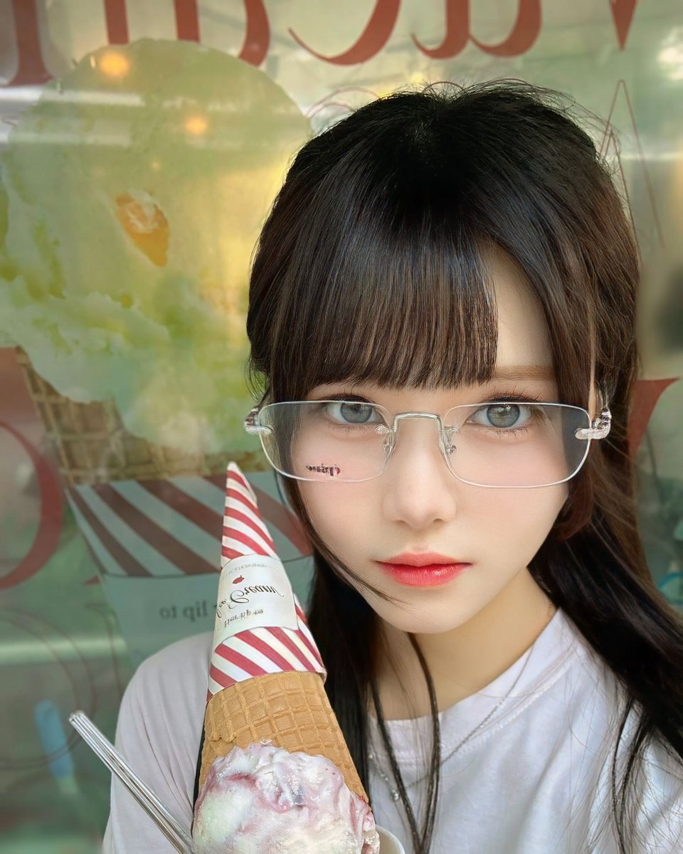 乃木坂1st写真集が見たい四天王。

ただやんちゃんと冨里ちゃんも見たい。

#乃木坂46
#写真集希望