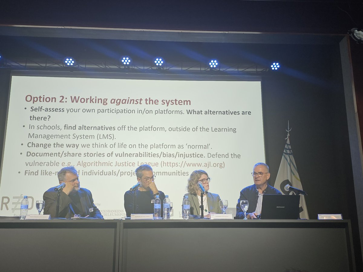 Marian Ferrarelli (@ferrarellim) on Twitter photo Many many thanks <a href="/14prinsp/">Paul Prinsloo 🇸🇩🇿🇦🏳️🌈</a> for sharing such deep and challenging ideas to keep thinking on the education we want/dream/desire for our societies.
#RedFlacso #BetterEdTech Many many thanks <a href="/14prinsp/">Paul Prinsloo 🇸🇩🇿🇦🏳️🌈</a> for sharing such deep and challenging ideas to keep thinking on the education we want/dream/desire for our societies.
#RedFlacso #BetterEdTech