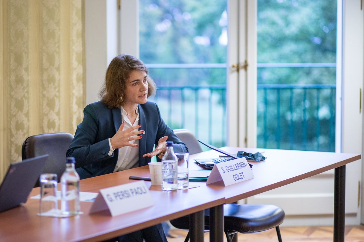 UNIDIR's tweet photo. Module 5/5 of the #DOC2024 closed this year’s course with expert insights from @ODA_Geneva and @UNIDIR on the emerging challenges, threats and opportunities posed by AI, LAWS and Cyber in the current disarmament landscape 💻🤖 https://t.co/gn4SbUQOuS
