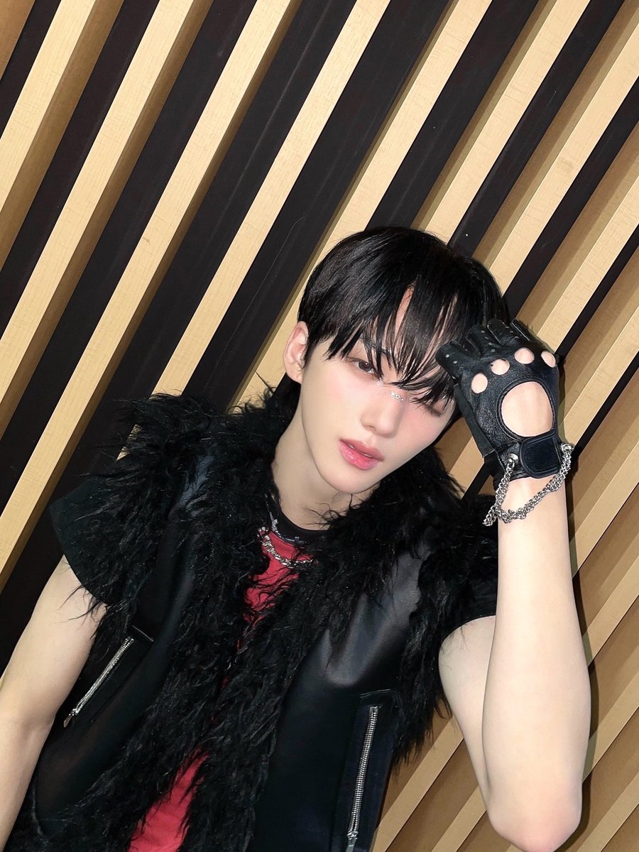 xikers_official's tweet photo. [#민재] 🖤❤🖤❤
#xikers #싸이커스 https://t.co/N97wcWUeLA