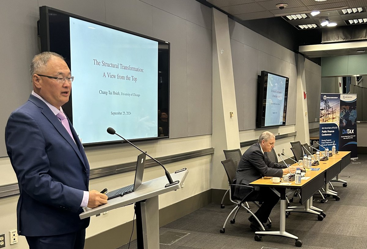 <a href="/UofOklahoma/">University of Oklahoma</a> <a href="/Yingyan_Zhao8/">Yingyan Zhao</a> <a href="/GWtweets/">GW University</a> <a href="/philippbarteska/">Philipp Barteska</a> <a href="/Harvard/">Harvard University</a> It’s time for our ⭐️ Prof Chang-Tai Hsieh <a href="/ChicagoBooth/">Chicago Booth</a> delivering the keynote on “The structural transformation: A view from the Top”