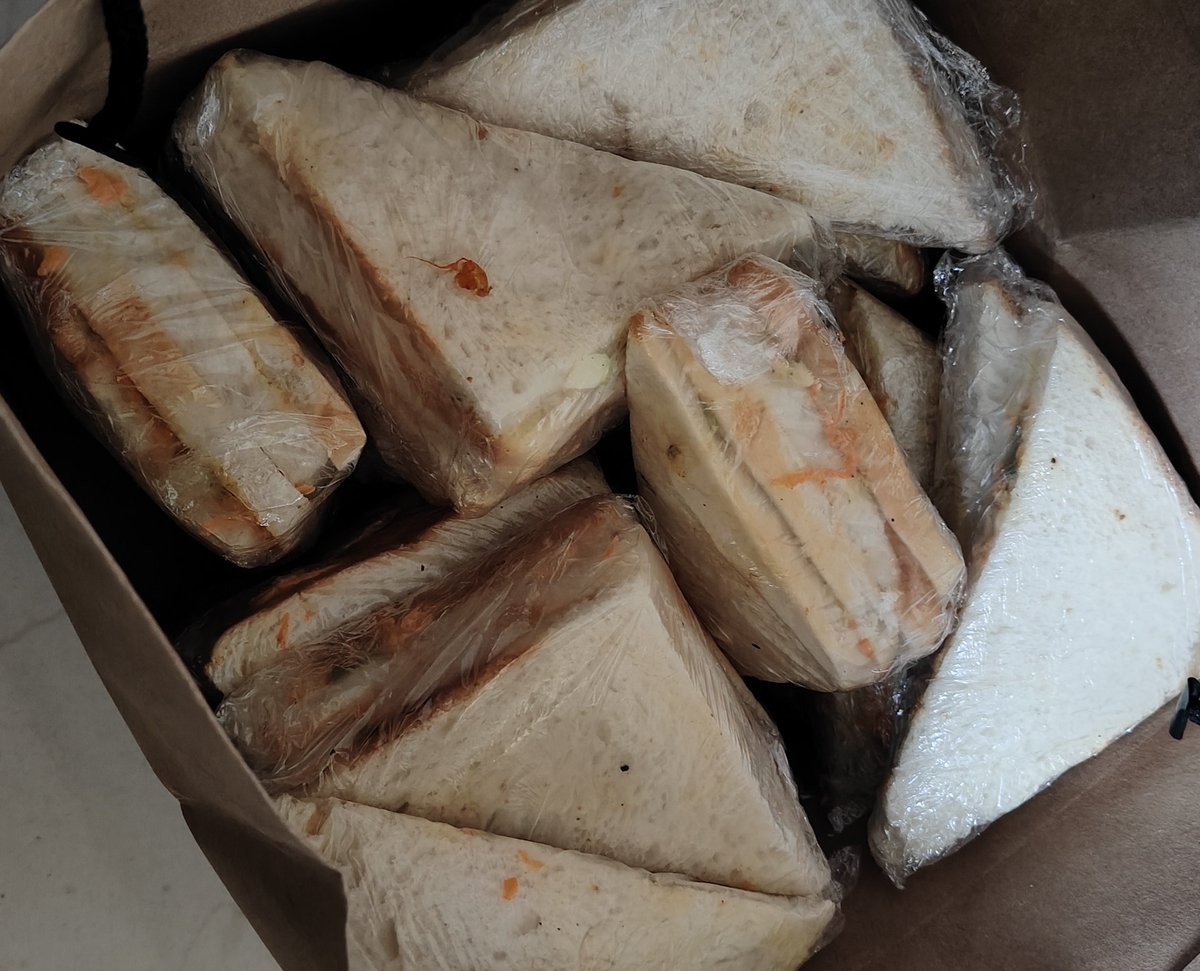 Part 2 : Delicious Food curated for <a href="/kkundrra/">Karan Kundrra</a> &amp; the entire team of laughter chef ❤️ 

#KaranKundrra #Tejrans #LaughterChefs 

Thanks @anuxtejran &amp; <a href="/KourBroca/">SARAN PREET KOUR BROCA</a> 💕