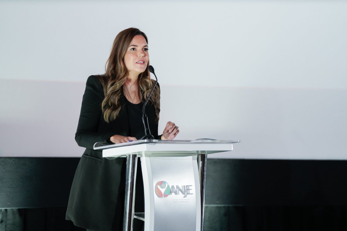 ANJE_RD's tweet photo. ¡Gracias a todos los que formaron parte de estos momentos inolvidables!🌟

#ANJERD
#LegalTrends
#6taEdición
#ComunidadJurídica https://t.co/dxc8Uafi5V
