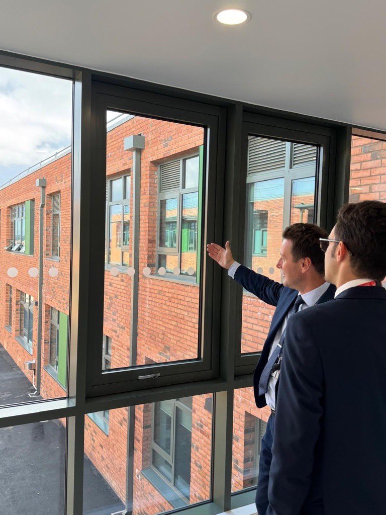 Today Mr Jones had the pleasure of meeting one of his former students <a href="/JoshDeanMP/">Josh Dean MP</a> It won’t be long until our own alumni are changing the world too! 

<a href="/AvantiSchools/">Avanti Schools Trust</a>