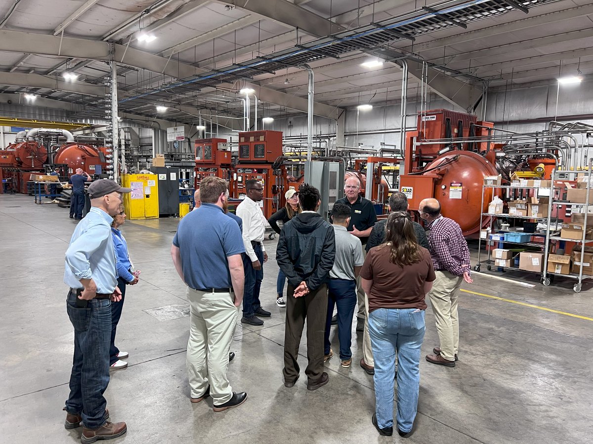 SolaratmHT's tweet photo. Solar Atmospheres of Western PA hosted the annual Heat Treat Today Boot Camp. During the visit, the group witnessed the operation of multiple vacuum furnaces including the largest capacity vacuum furnaces in the United States.
#heattreating #heattreatment #brazing #heattreat https://t.co/fwerPVzPvA