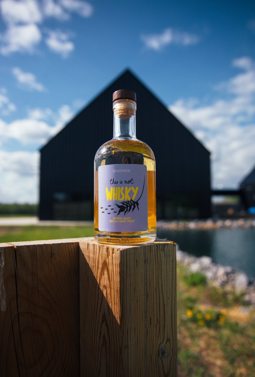 From the selection of grains to the aging in barrels, every step is a testament to our commitment to quality and sustainability.

Learn more about our processes at anohka.ca