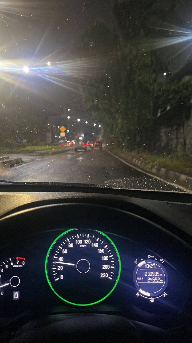 Draxdocs's tweet image. Mau kemana nih