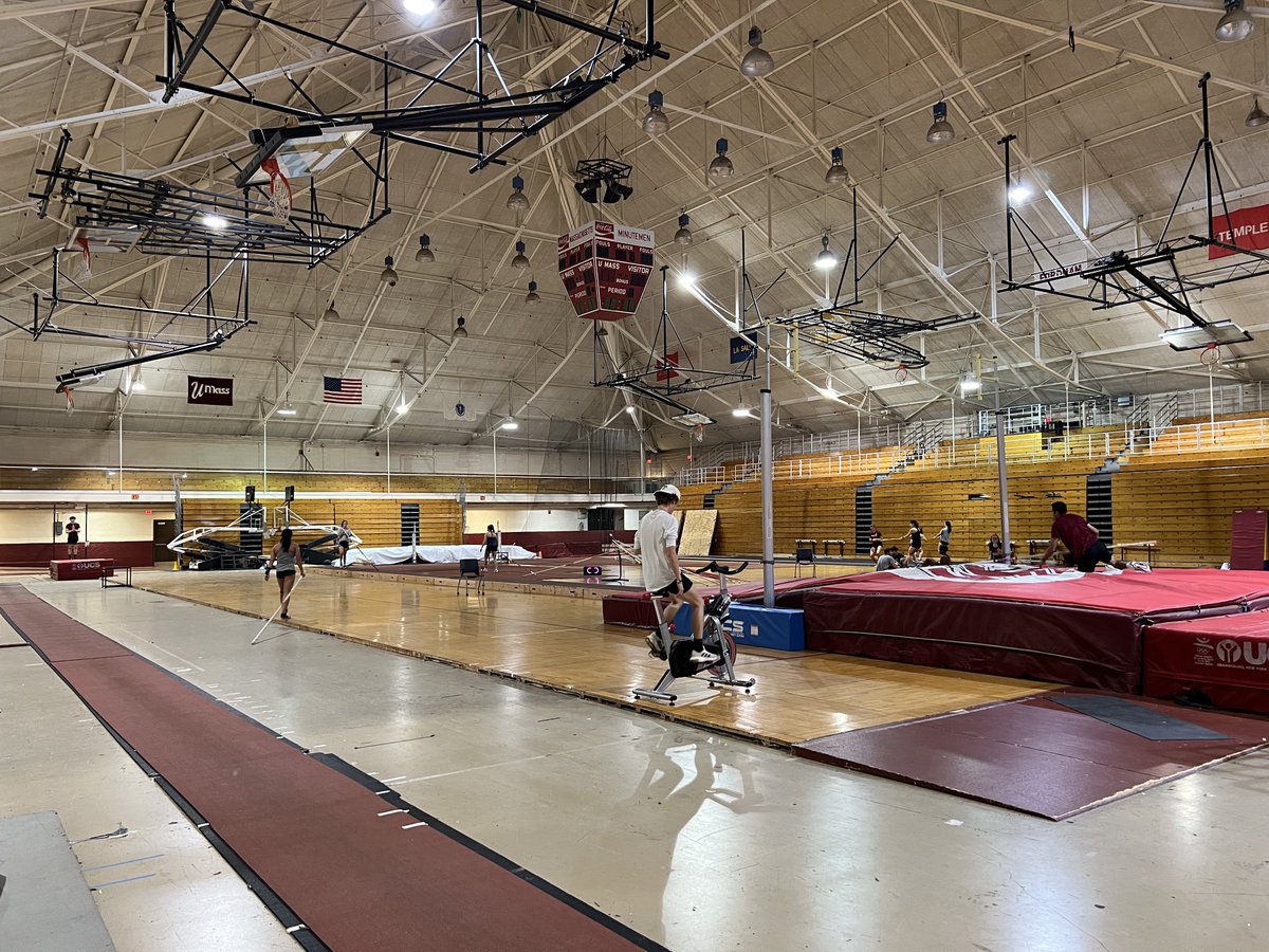 UMassHoops.com tweet media