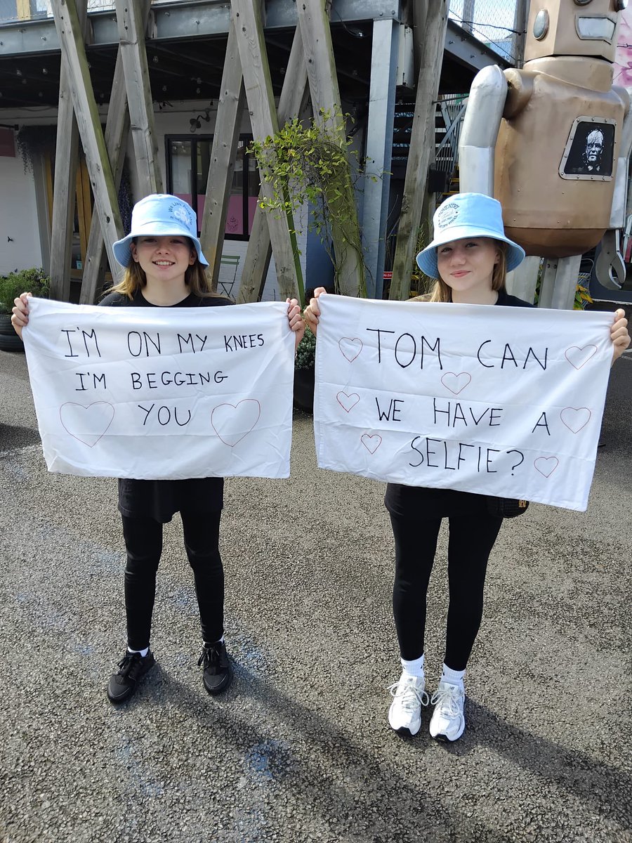 Lisabrookes78's tweet photo. @Tom_Grennan niece and her friend are waiting at Fargo Village for your busking session #coventry #ccfc #thebigissue ❤️ have the best time girls go live the dream 🥰 https://t.co/wJ9NpfpnWf