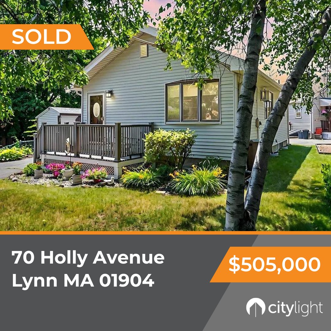 CitylightHomes's tweet photo. This home just sold for $20k OVER our sellers asking price!
Our real estate experts always get you top dollar when you sell your home. If you're thinking about selling, reach out! https://t.co/1khfenHOjW