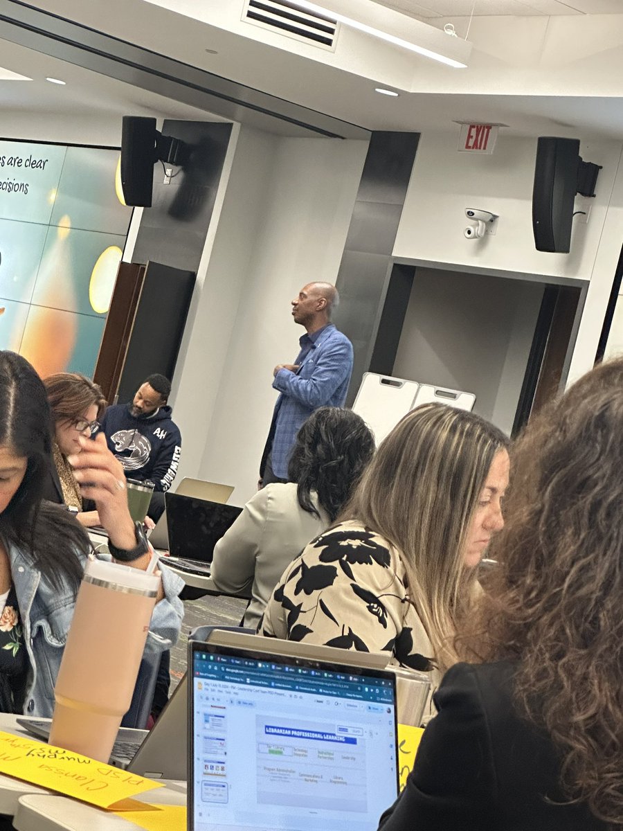 drbstrickland's tweet photo. Session 1: POWERFUL!!!! #standtallsteve #region10 #aptraining @DeSotoLearning https://t.co/2wHxZz85IJ