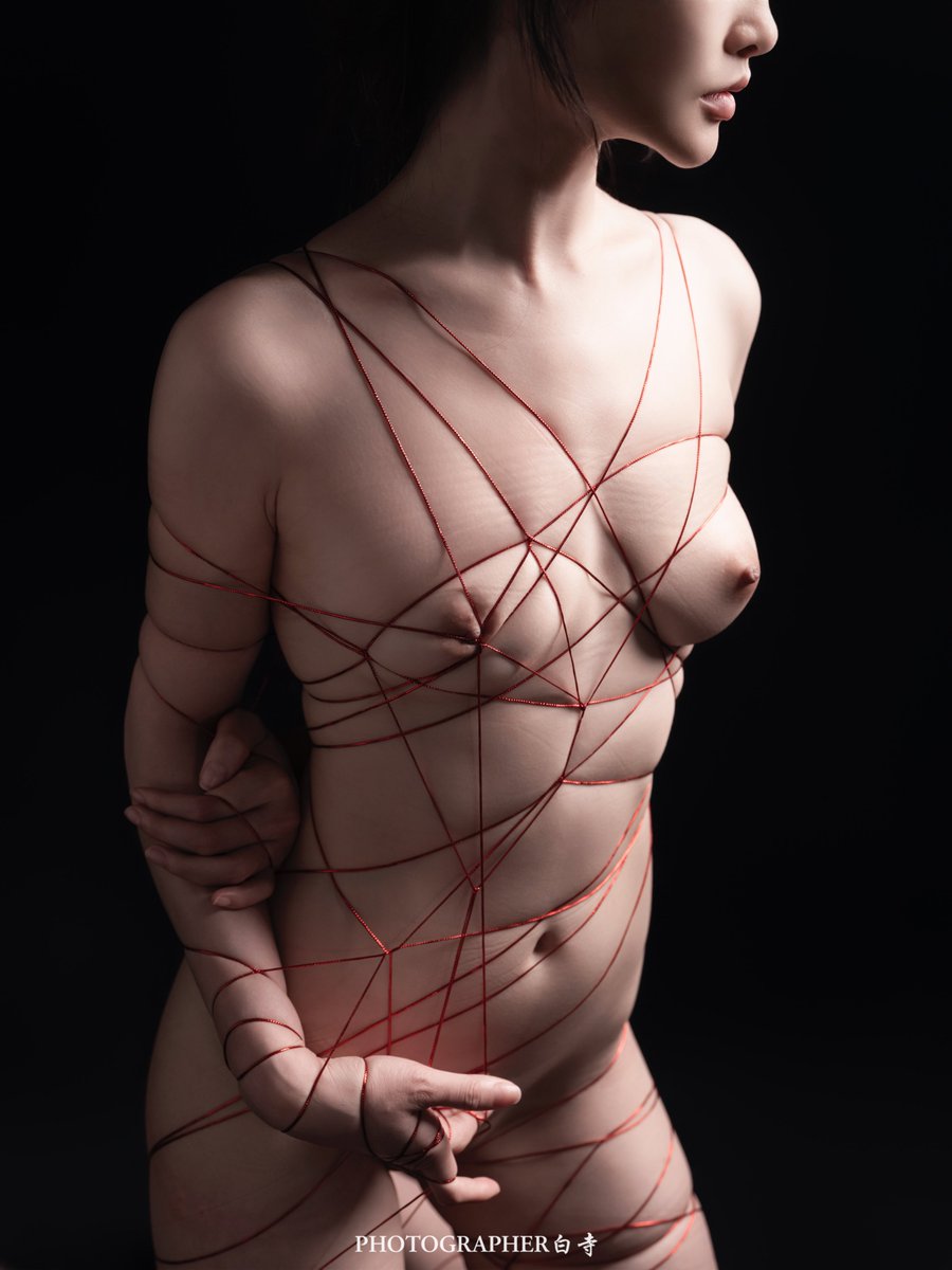 Model by  雪宝
Rope by @LiangyueX 
Photo by @whiteplace_1 https://t.co/AFCKVQgBdM
