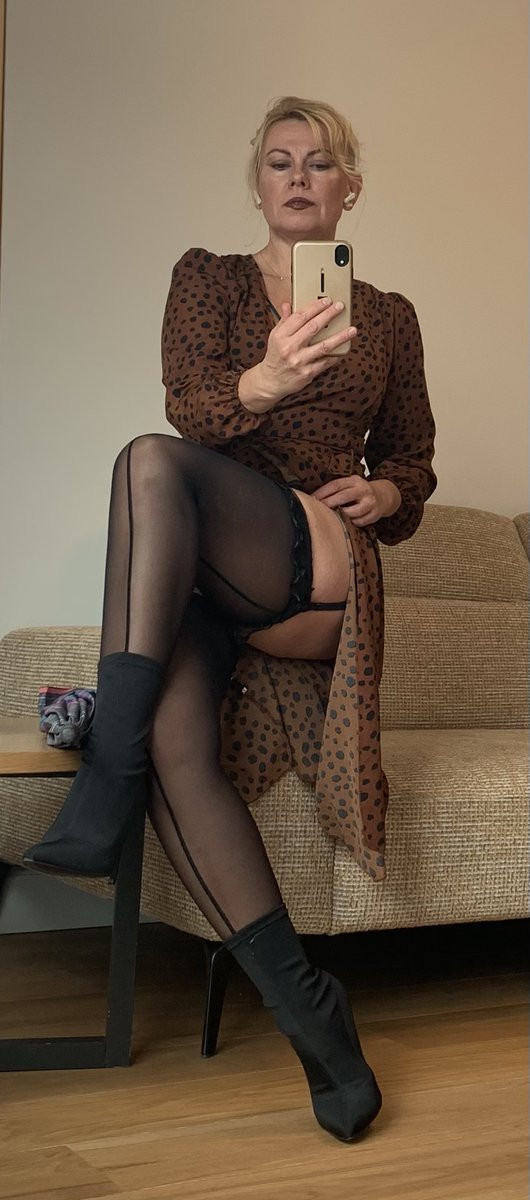 SvEdelweis906's tweet photo. more about autumn
https://t.co/J35by45auW #maturewomen #seethrough #seethroughbras #seethroughdresses #hotwife #hotwifeconfessions #hotwifelover2 #onlyfansmilf #onlyfansmilfs #maturewoman #maturelady #matureladies #beautifulmilf #milfgang #sexymom https://t.co/3hkMhFdcqL