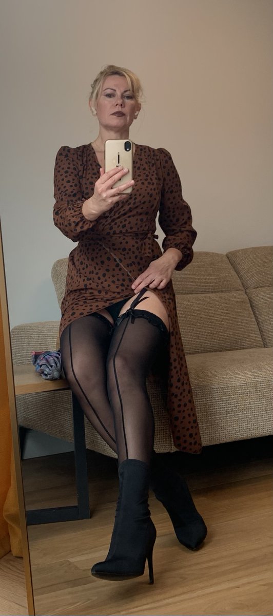 SvEdelweis906's tweet photo. more about autumn
https://t.co/J35by45auW #maturewomen #seethrough #seethroughbras #seethroughdresses #hotwife #hotwifeconfessions #hotwifelover2 #onlyfansmilf #onlyfansmilfs #maturewoman #maturelady #matureladies #beautifulmilf #milfgang #sexymom https://t.co/3hkMhFdcqL