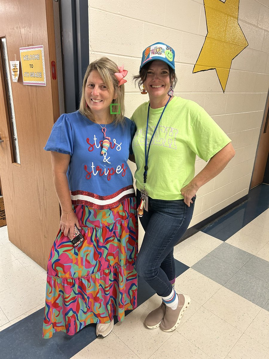 PathwaysPE's tweet photo. Just another day at Pathways.. 😂
Welcome Ms. Hamby!!!
@KristinMattison 
@OrangeCoSchools 
@Pathways_Stars https://t.co/lu5ytYm6wc
