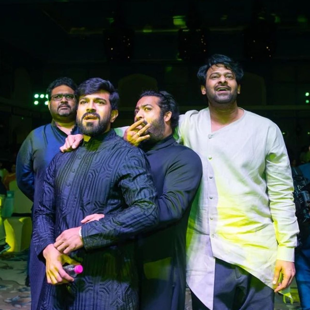 Prabhas_Anwar2's tweet photo. A small request to co fans, Even though #Kalki2898AD ki neg chesina they were there when #Salaar rlsed that too in clash and you know what all happened.

So pls dont involve in spreading negative talk wantedly for #Devara or some hashtags with disaster/flop. In case meer chusi meek nachale ante fine... Lekapothe Stay Calm and Spread Love. All the best to The team Devara n all #JrNTR fans on behalf of all #Prabhas fans