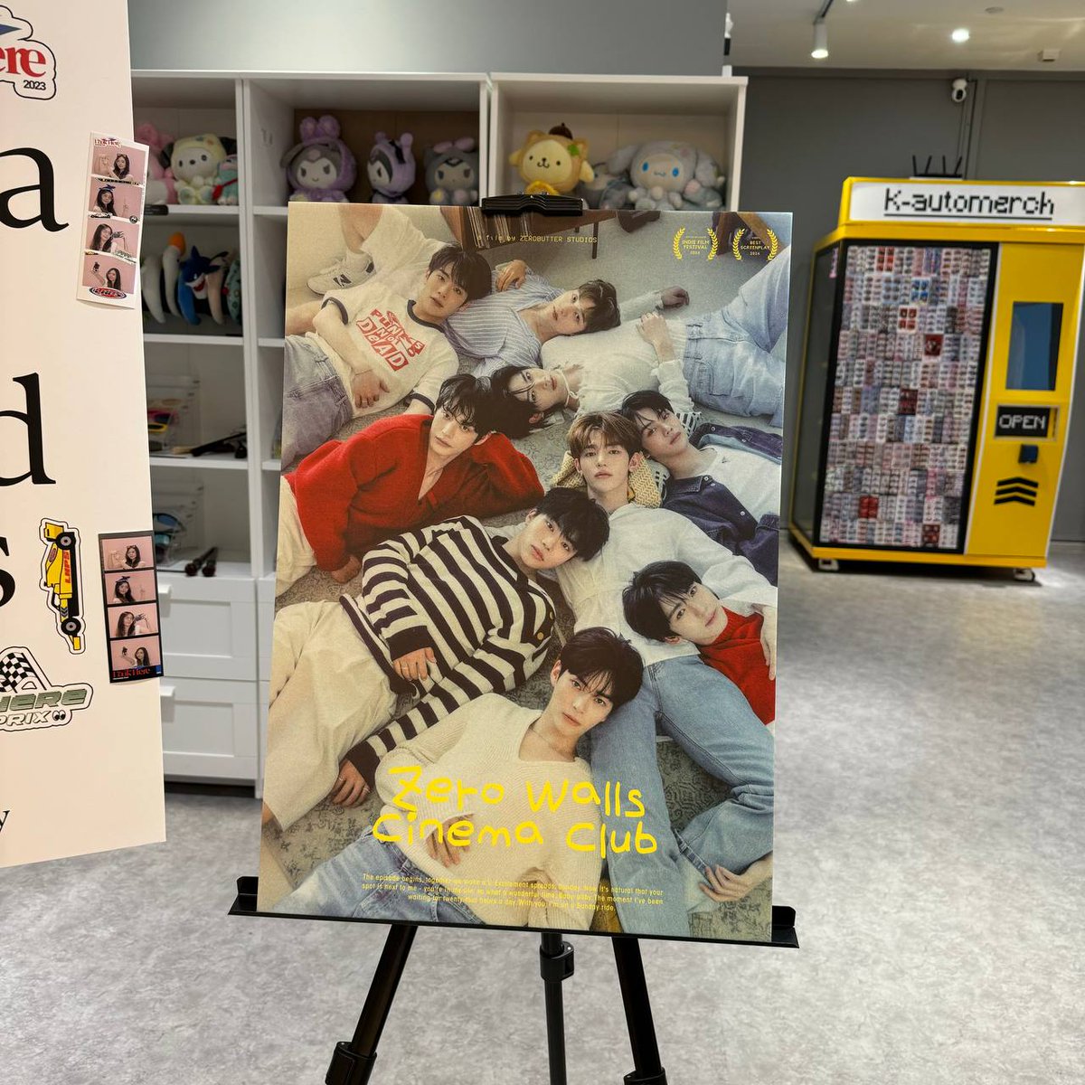 zb1bakery's tweet photo. 𝕫𝕖𝕣𝕠 𝕨𝕒𝕝𝕝𝕤 𝕔𝕚𝕟𝕖𝕞𝕒 𝕔𝕝𝕦𝕓
ㄴ now showing

don't forget to post and #zerowallscinemaclub on X to join the giveaway 😎 https://t.co/fzInCMTbkb
