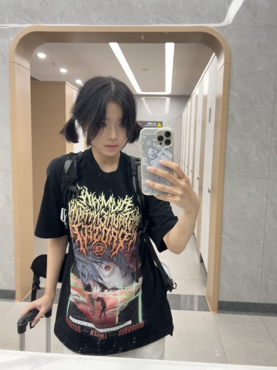 重要なアンケート】 皆さん、こんにちは！ 私たちは中国・広州にいる