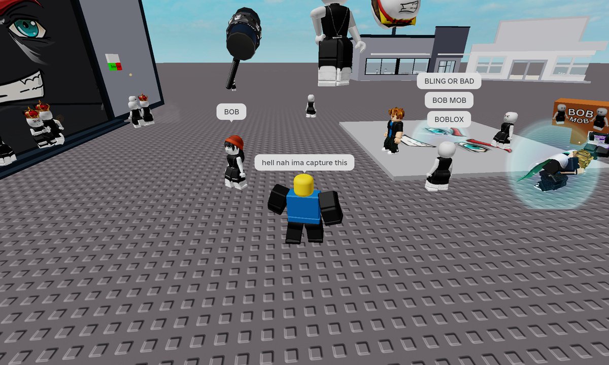 noob_altplayer7's tweet photo. You know what? Bob mod suck and it's getting more and more raider and i hate them
If anyone found this comment below what ur reaction abt this https://t.co/VYc5bjWLdx