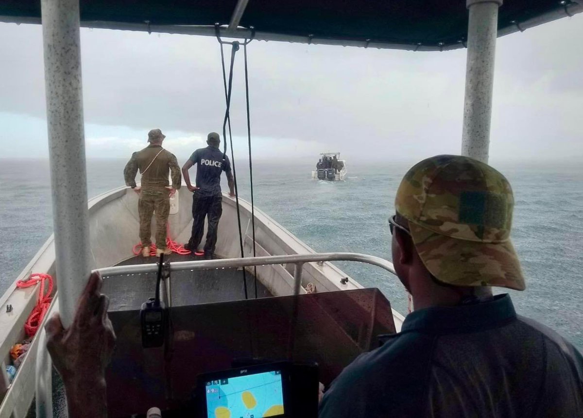 3BrigadeTSV's tweet photo. The Australian Army have been delivering boat handling courses with our partners in The Royal Solomon Islands Police Force. Building crucial skills for the security of our region 💪🇸🇧🇦🇺 https://t.co/PBL76Mxn6M