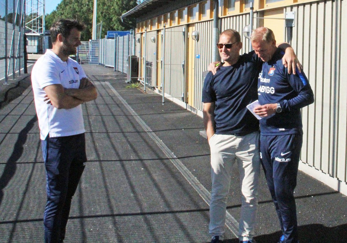 Rest in peace, Sören!❤️💙
It was such an inspiration and honour to learn from you and work with you. You were a true role model, both as a person and as a coach!!⚽️