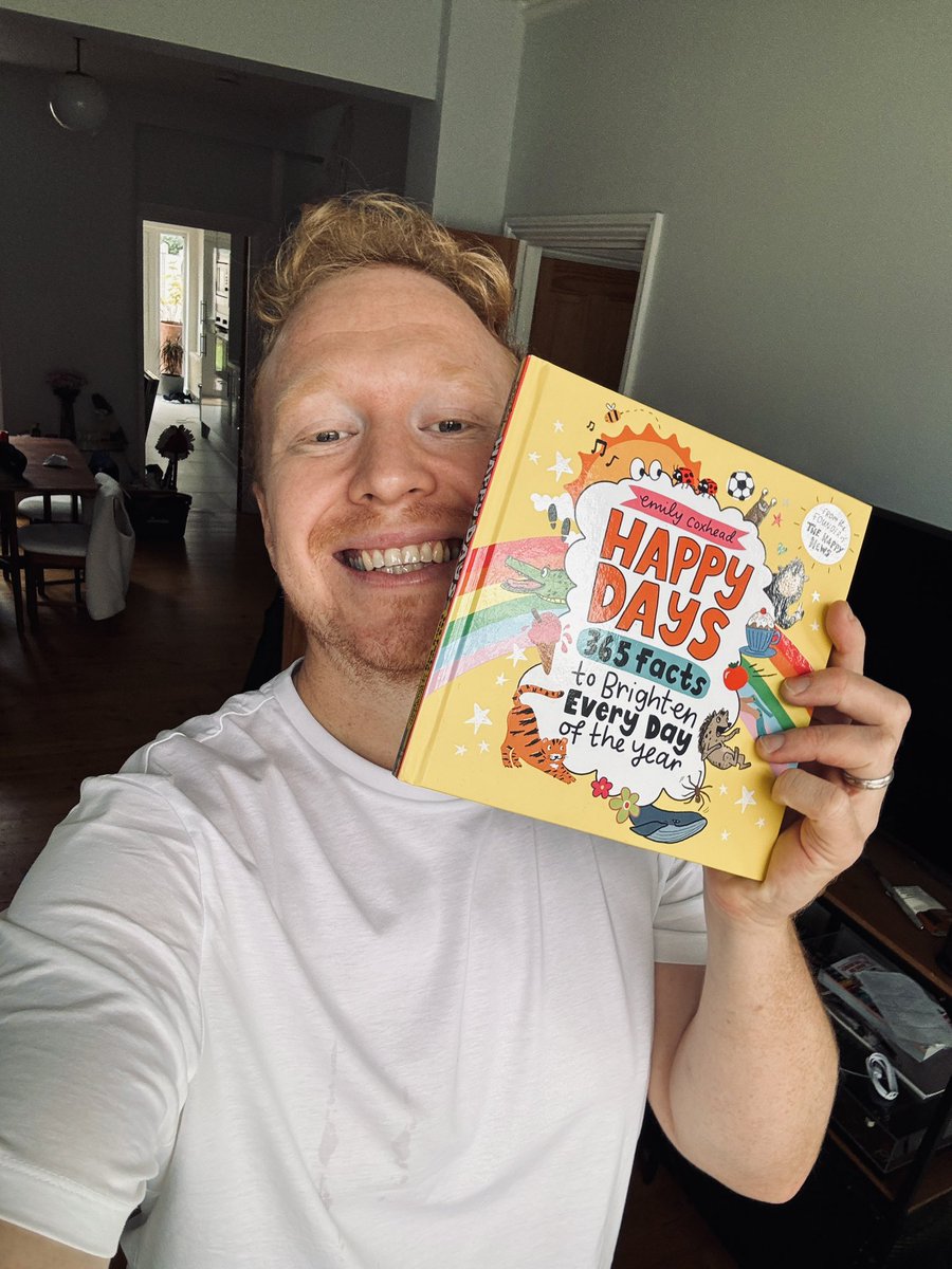 Thomas Coxhead (@iamcoxhead) on Twitter photo My super talented sister has her new book out - it's amazing and the perfect present for someone (of any age!)
Keep smashing it <a href="/emilycoxhead/">Emily Coxhead</a>, we're all so proud of you 🙏❤️
amzn.eu/d/gC9KhXg My super talented sister has her new book out - it's amazing and the perfect present for someone (of any age!)
Keep smashing it <a href="/emilycoxhead/">Emily Coxhead</a>, we're all so proud of you 🙏❤️
amzn.eu/d/gC9KhXg