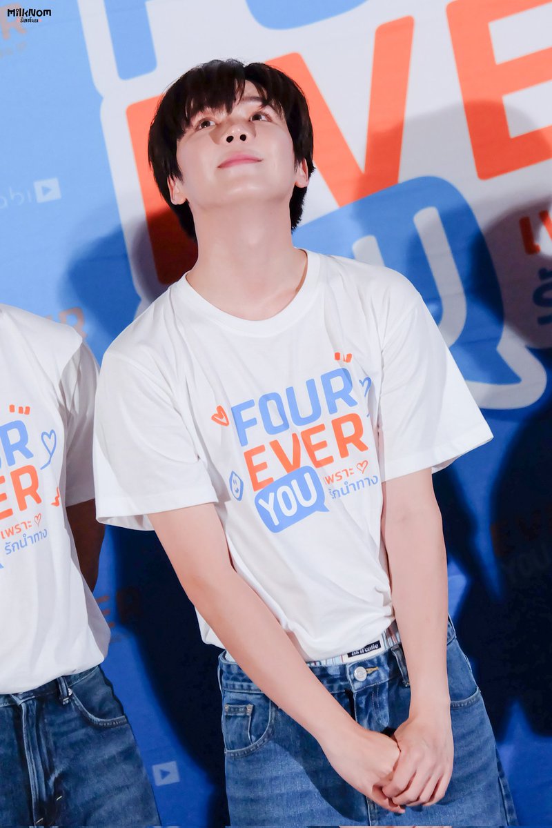 MilkNom505's tweet photo. ฮึบๆ เก่งแล้วน้าา รีแอคคนดูวันนี้ตอบทุกอย่างหมดแล้ว @cooheartt 😄 
#FoureverYouPreScreen
#FoureverYouProject 
#cooheart https://t.co/S85lbIW4nU