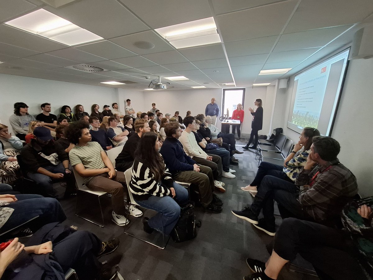 Distinguished guests Simone Wilding <a href="/BristolCouncil/">Bristol City Council</a> and Steven Gee <a href="/mhclg/">Ministry of Housing, Communities & Local Gov</a> give the UWE planning students a motivational pep talk to start the new academic year. <a href="/UWE_SPE/">UWE Centre for Sustainable Planning & Environments</a> <a href="/RTPIPlanners/">Royal Town Planning Institute</a>