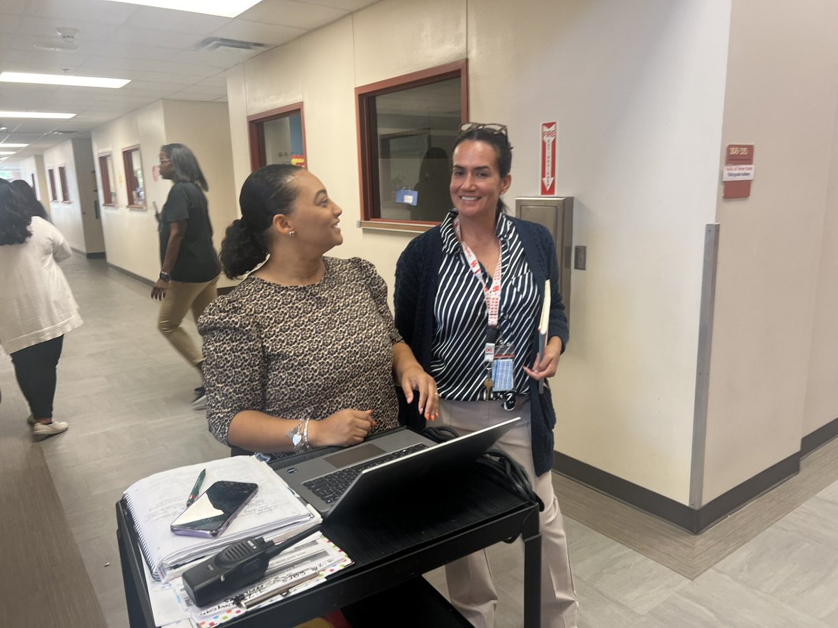 KWilliamsDLD's tweet image. From T-Tess discussions and posted for teachers to see to increasing campus  attendance and recognizing teachers and classes to knowing her teachers and their needs! Ms. Leah is modeling the Leadership Definition! #LeadershipDevelopment #outcomedriven