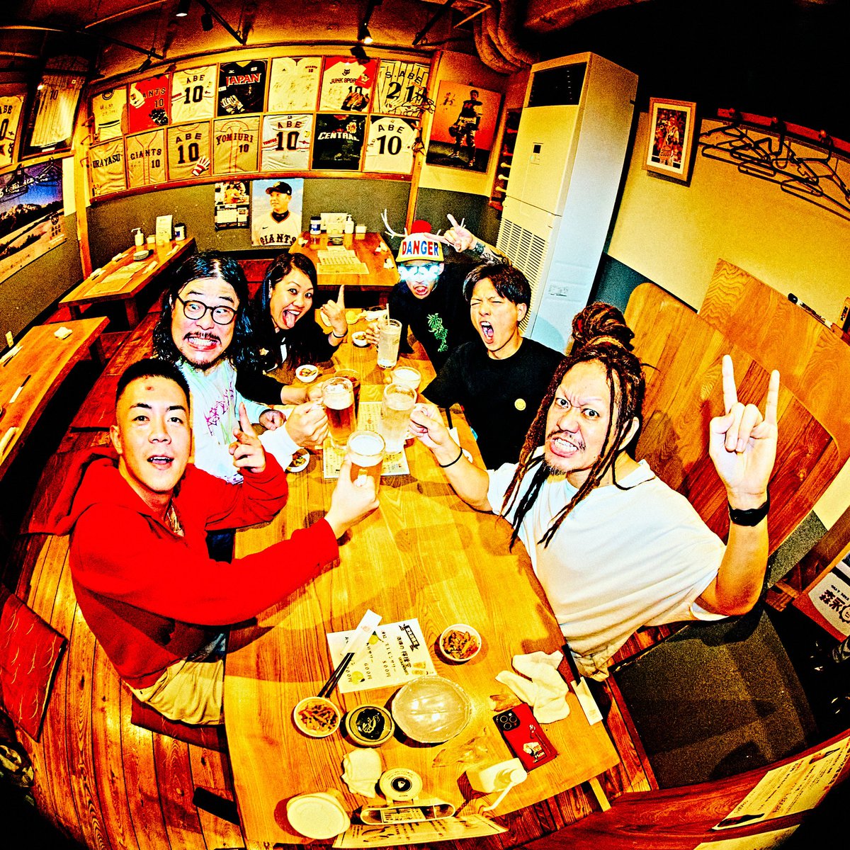 dongurizu's tweet photo. そして今！
with @MTH_OFFICIAL https://t.co/zLqdJvTQDt