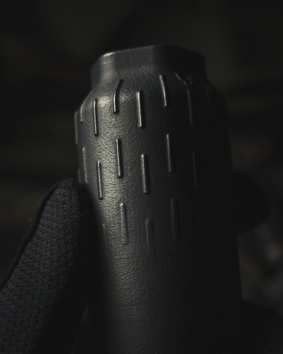 Huxwrxsafetyco's tweet photo. Knurling is a process that creates a textured surface on a material to improve grip, add decoration, and prepare parts for assembly. #knurling #texture #grip https://t.co/fODjL3DfrS