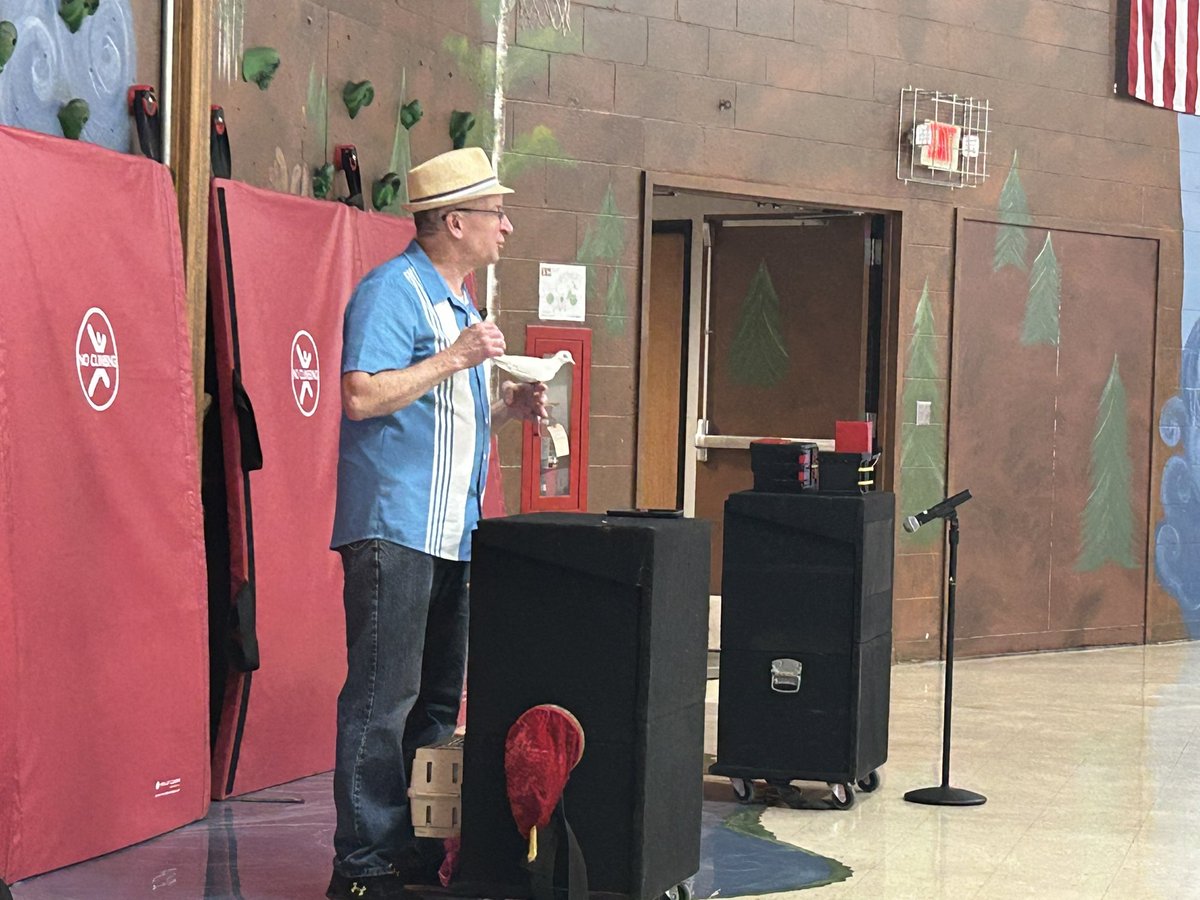 Hilltop Primary tweet media