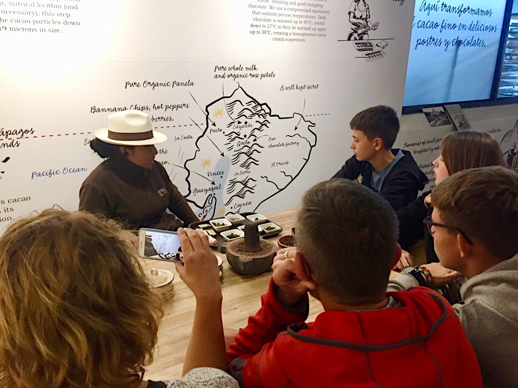 OriginalEcuador's tweet photo. Ecuadorian dark chocolate production is growing fast. Visit the cafe and small museum to explore the chocolate-making process and indulge in a chocolate tasting experience, where you get to savour delicious samples. 🍫😋

#ChocolateTour #EcuadorianChocolate #QuitoEcuador https://t.co/yayv24Z3jo