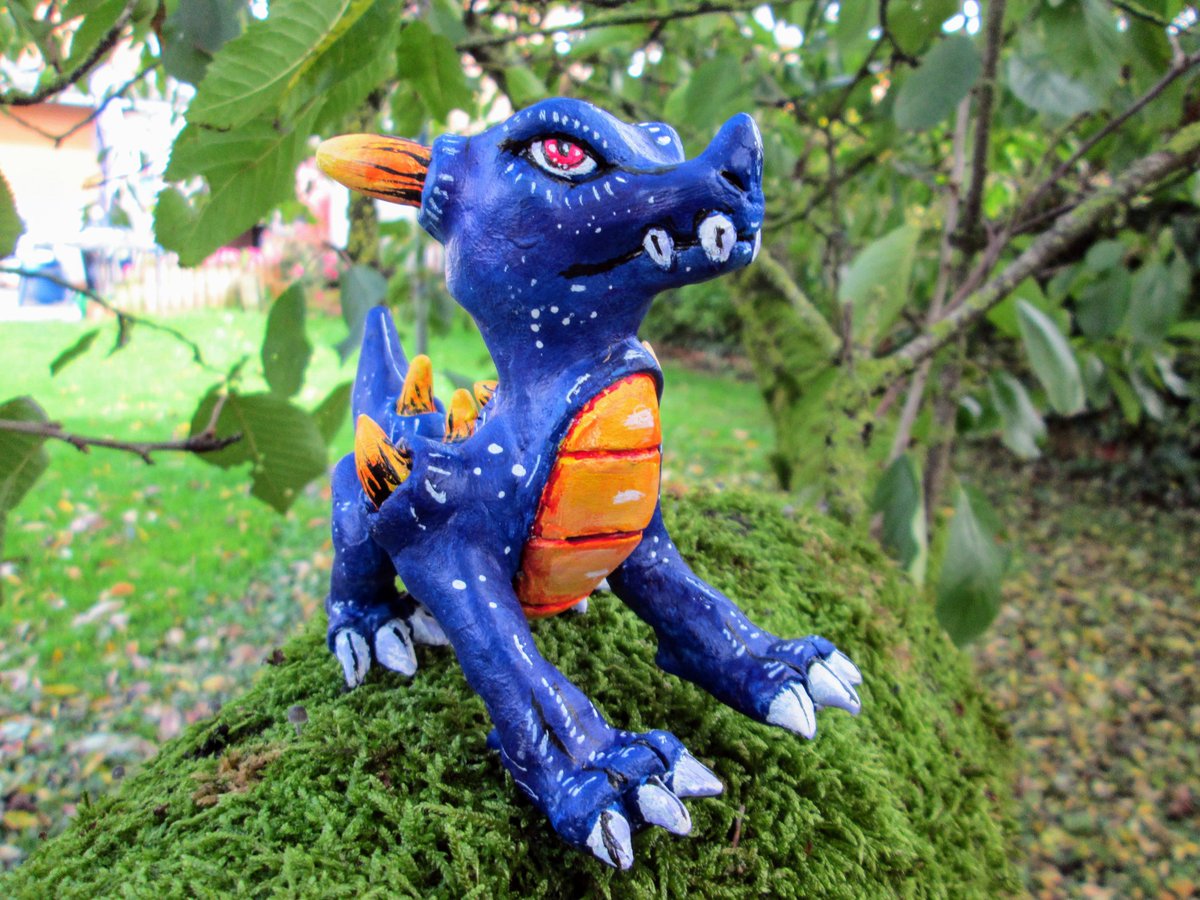 Tsukiyomi789's tweet photo. A blue Dragon for today
.
.
.
.
.
.
#clay #photography #airdryclay #craft #handcraft #figurine #fimo #oc #bluedragon #dragon #yellow #forest #cernit #fimo #fimoart #doll #dragonbleu #originalcharater https://t.co/3PpIdmVHO6