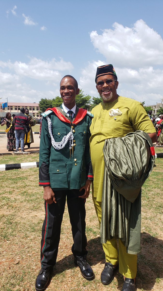 ekom9's tweet photo. Congratulations Son. God made this  day possible. To Him alone be the Glory. https://t.co/SEiA9cr6yp