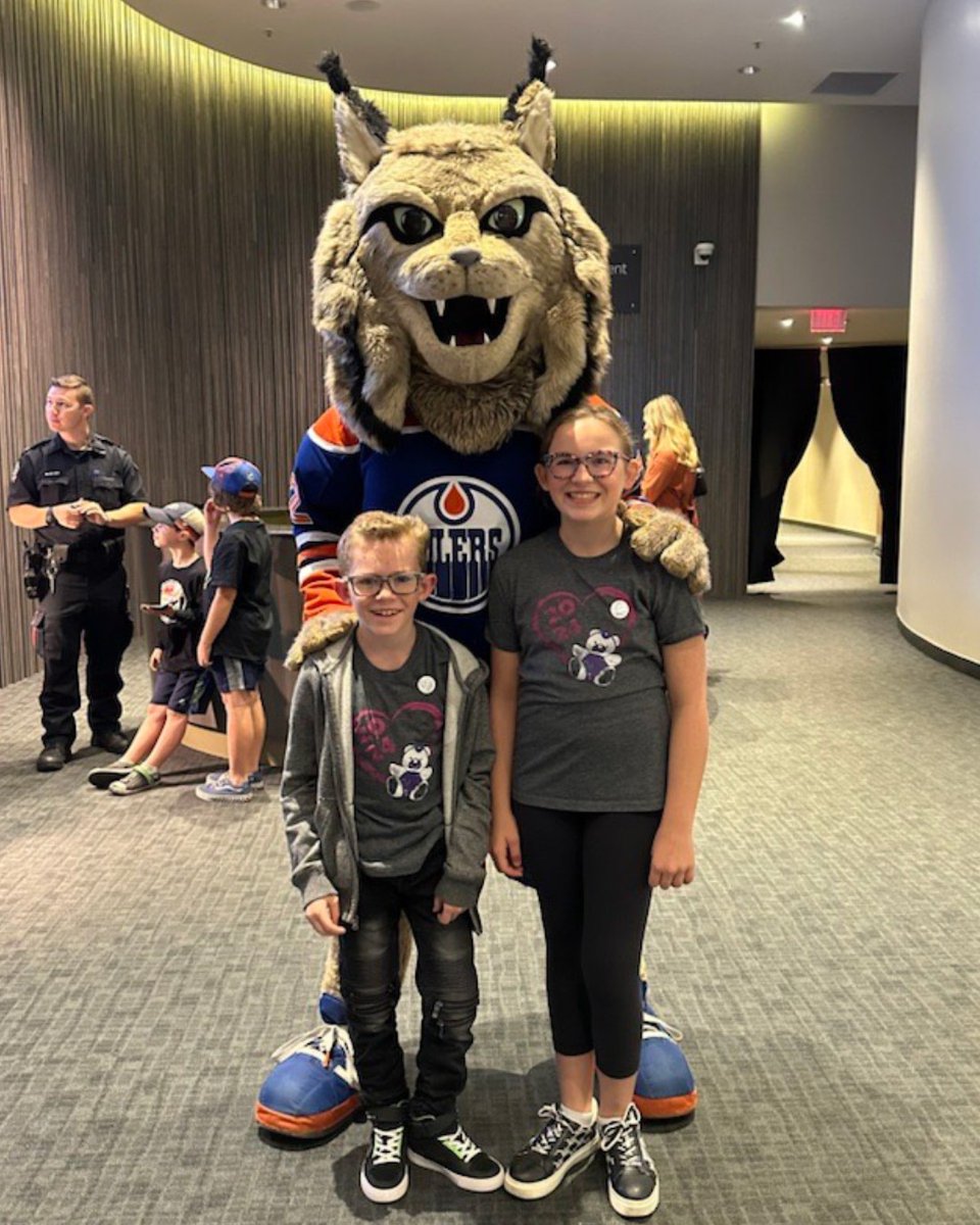 StolleryKids's tweet photo. Last week, @EdmontonOilers Community Foundation announced they've officially invested $100 million into Oil Country since 2001.
 
@Oil_Foundation's support has made a life-changing difference for Stollery kids. and we can’t wait to see how they'll continue to change lives! 🧡💙 https://t.co/VVPtD3UYkK