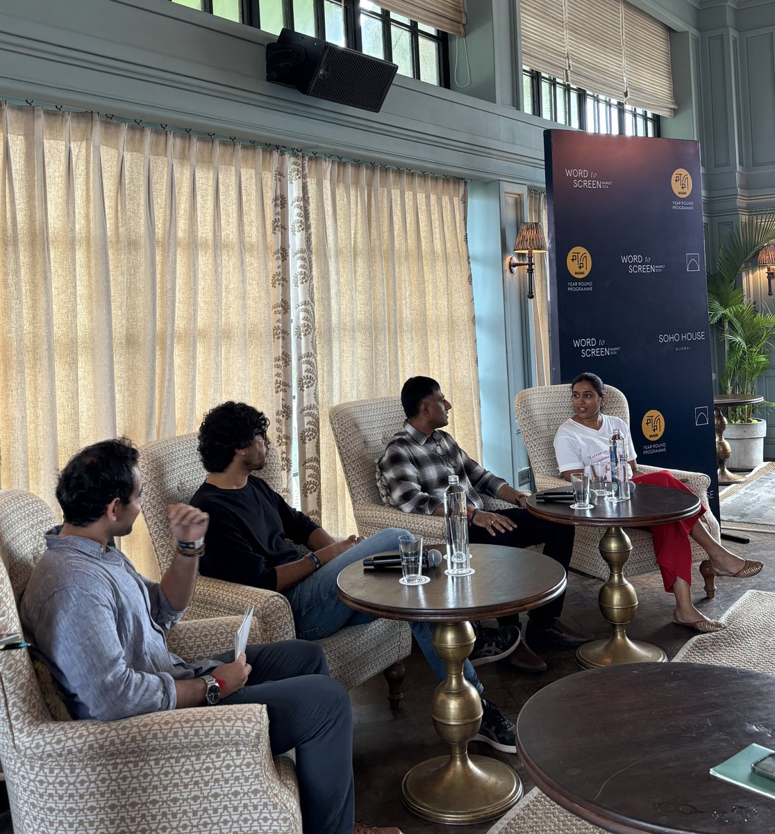 MumbaiFilmFest's tweet photo. Engaging conversations about how writers and filmmakers create a pitch and the many factors that make a story ‘pitch ready’.
@sohohouse @Padmapriya_Offl @suchin545 #AbhishekChaubey #SanjayNarayanan
#WordToScreen #SohoHouseMumbai #YearRoundProgramme #MAMI2024 https://t.co/9DUR43Qyjr