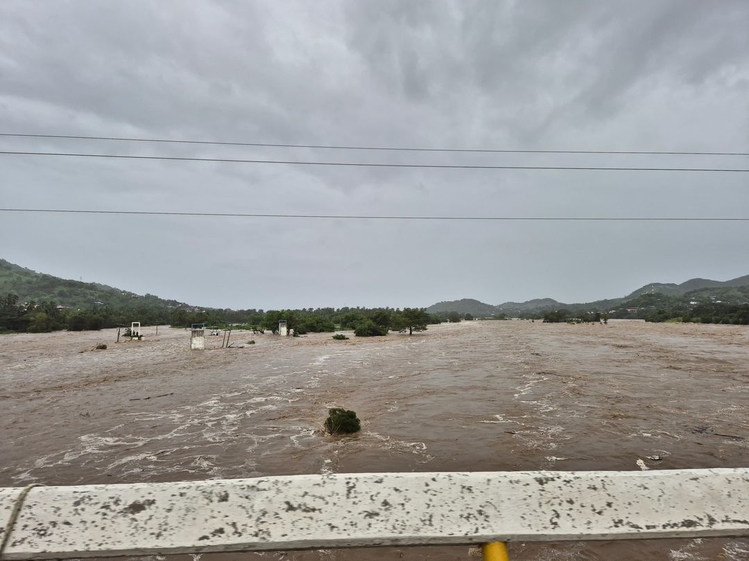 Operativo de Seguridad Puente de Tecpan.